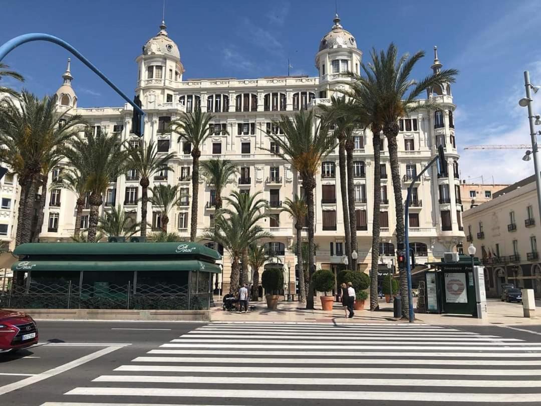 Estudio De Lujo Casaturis En El Corazon De Alicante A114 المظهر الخارجي الصورة